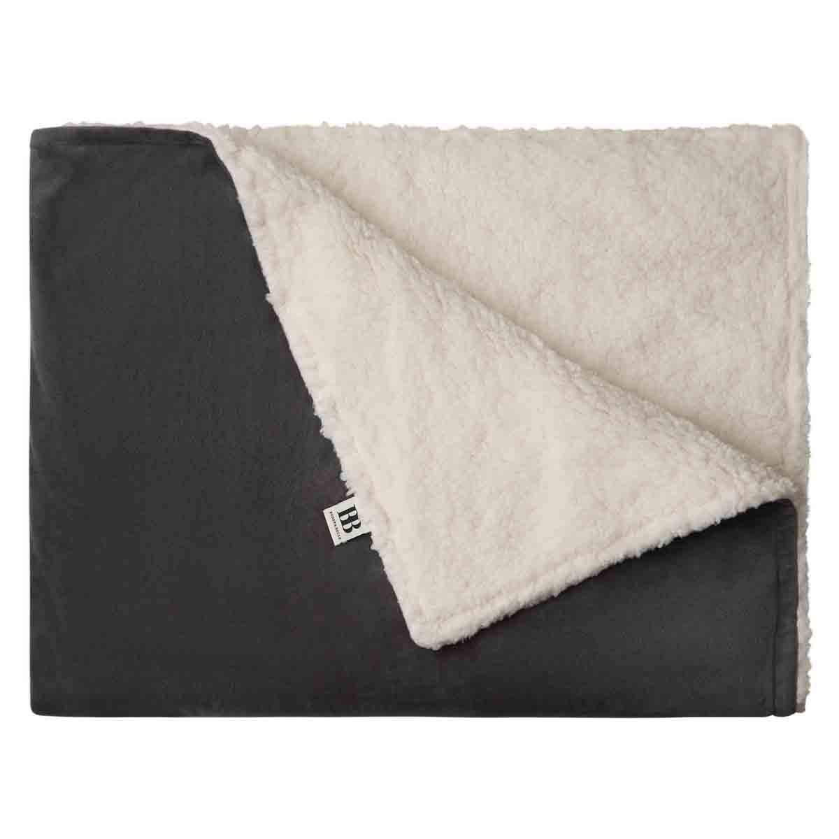 Buddy & Belle Self Warming Dog Blanket - Image 3