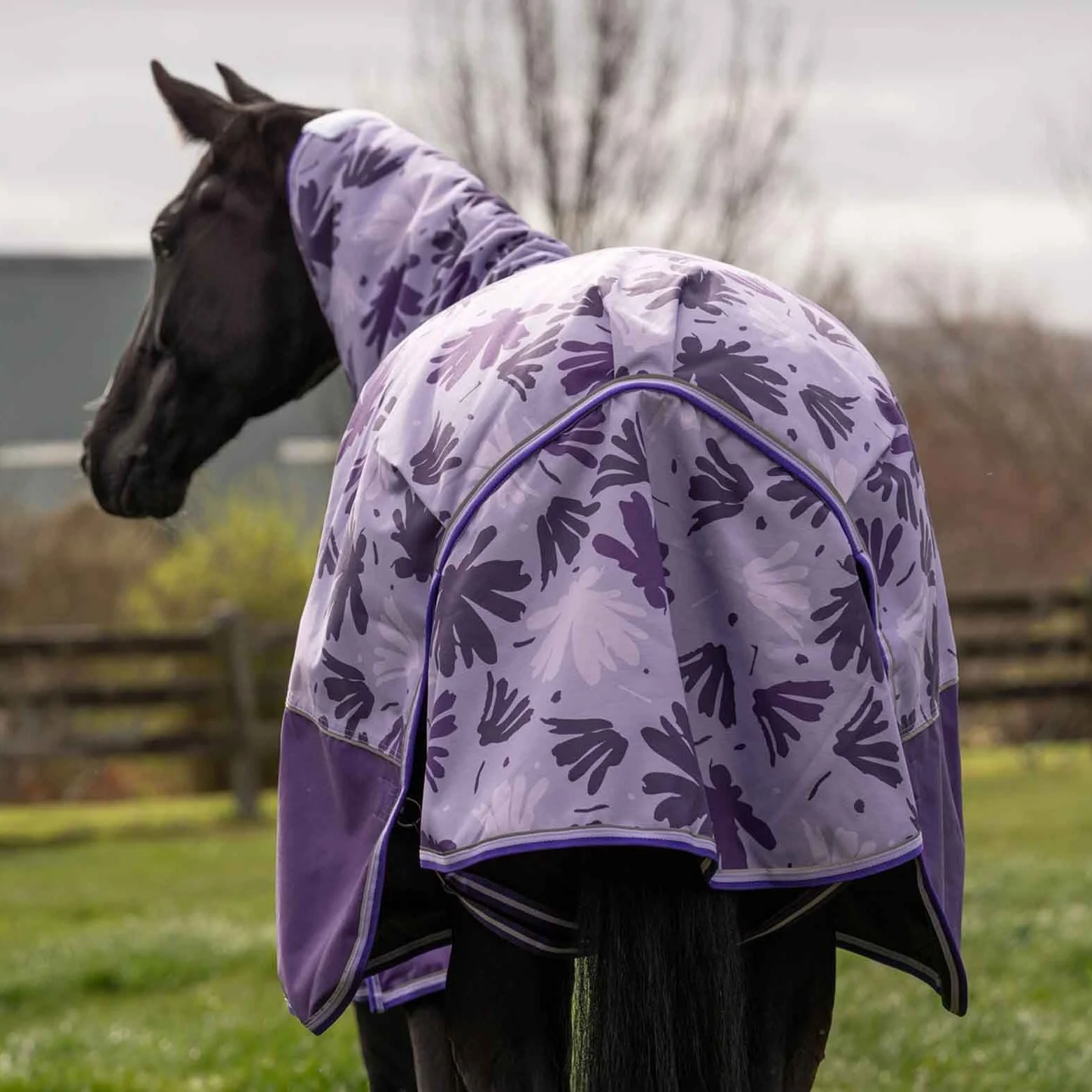 Caribu Alpine Combo Horse Rug 200g Orchid Spray - Image 13