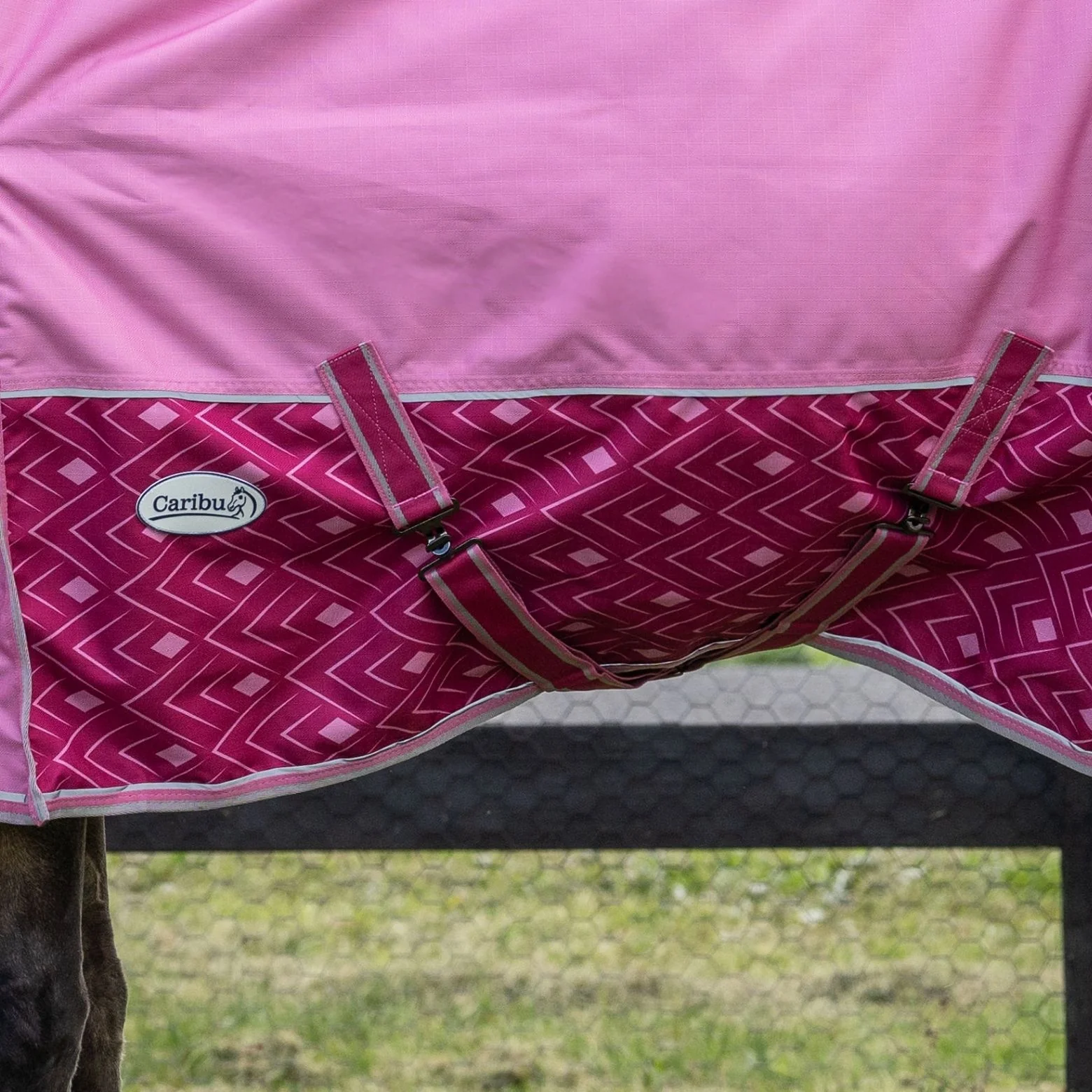 Caribu Alpine Combo Horse Rug 200g Rose Bloom - Image 21