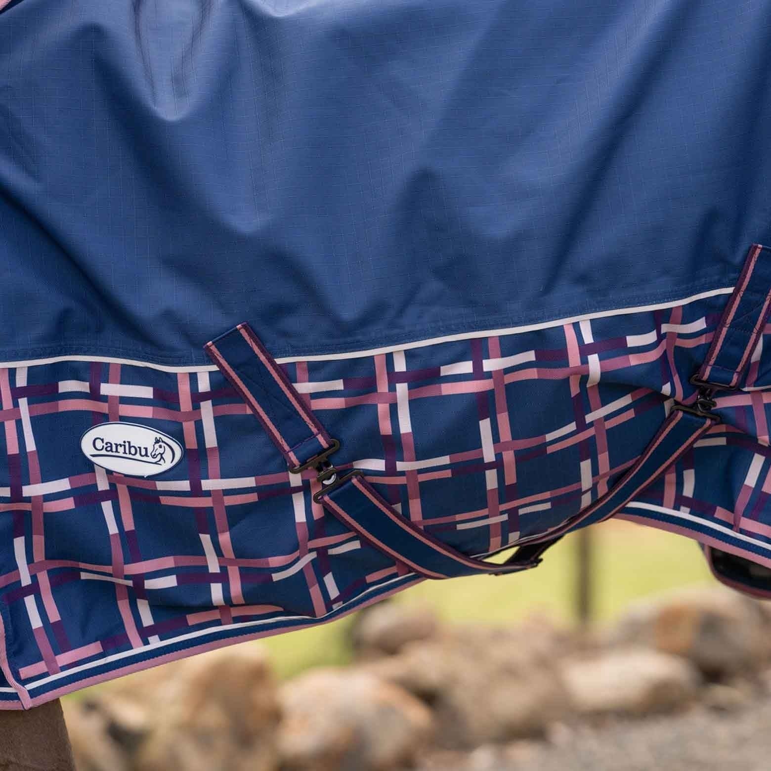 Caribu Alpine XL Gusset Detach-a-Neck Horse Rug 100g Navy Check - Image 9