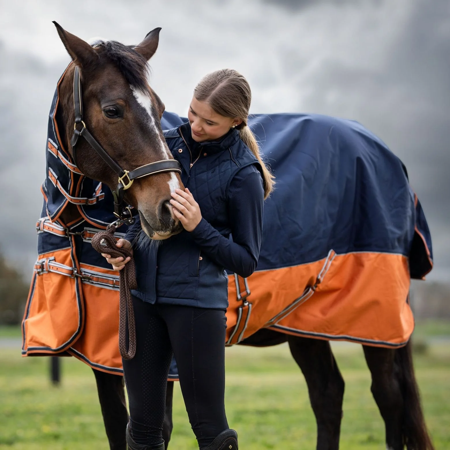 Caribu Colorado Combo Horse Rug 300g Navy/Kumquat - Image 72