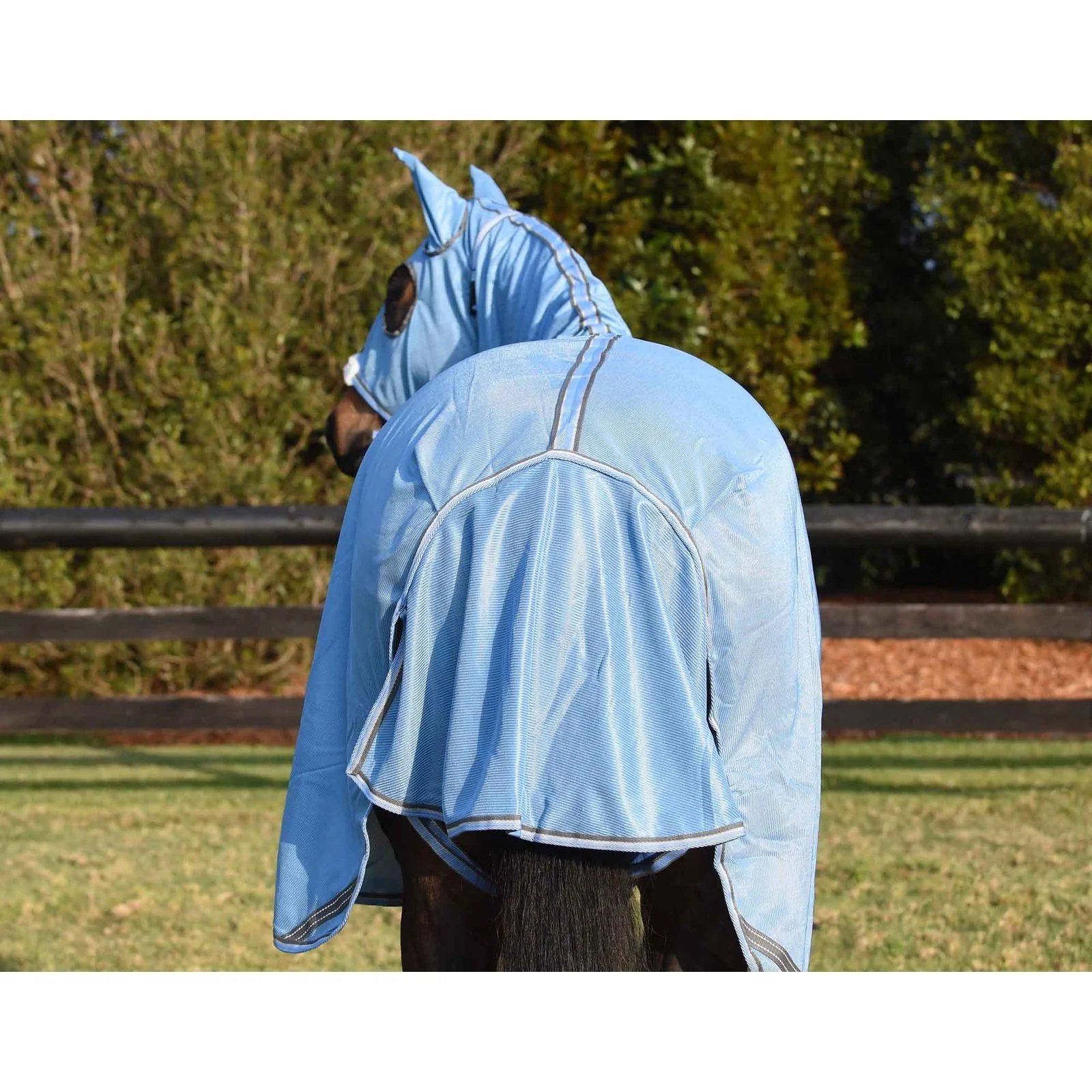 Caribu Euro Lite Mesh Hooded Combo Horse Rug - Image 5