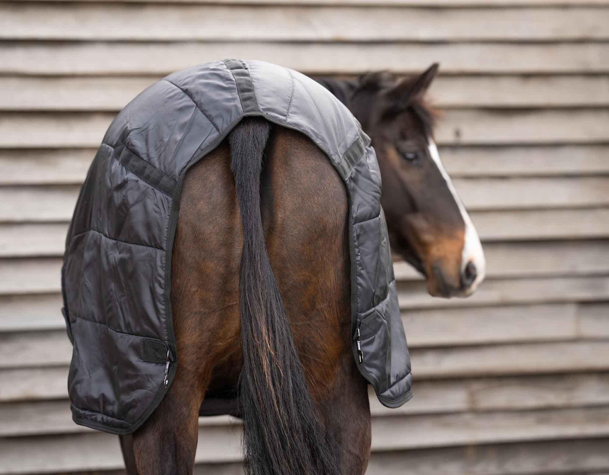 Caribu Horse Rug Liner 100g - Image 6