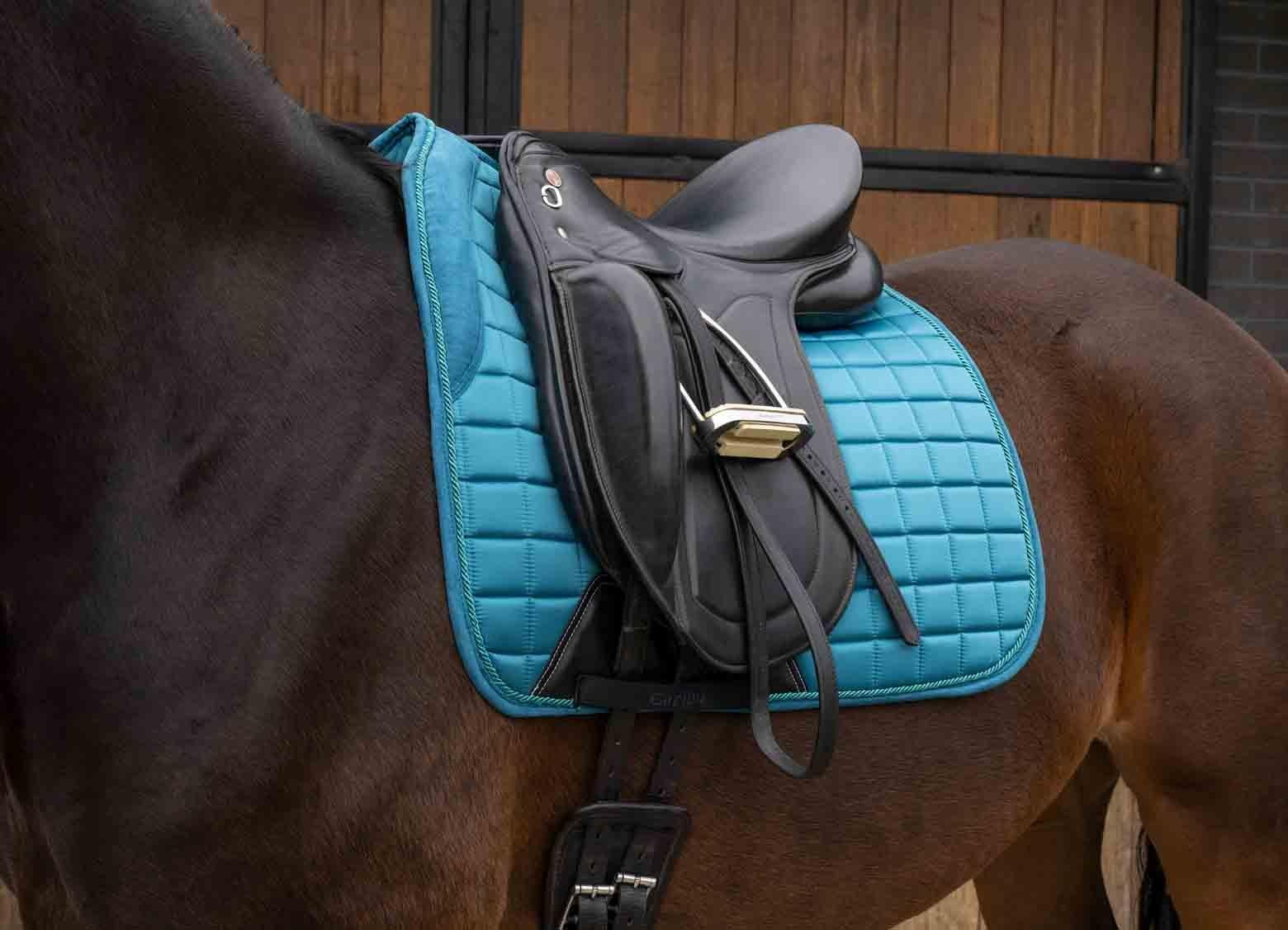 Caribu Satin Dressage Horse Saddle Pad - Image 4