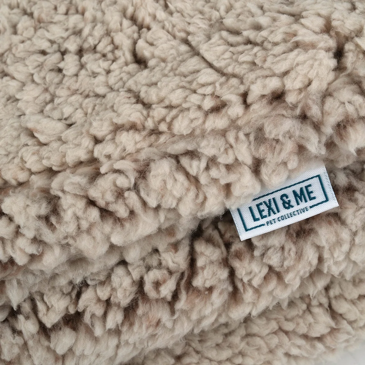 Lexi & Me Sherpa Dog Blanket - Image 10