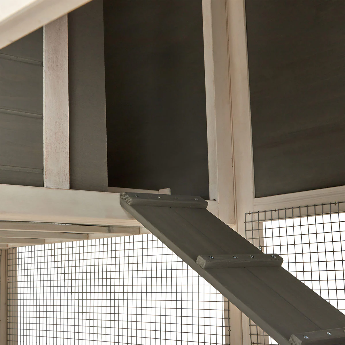 Lexi & Me Two Storey Portable Outdoor Chicken Coop - Image 11